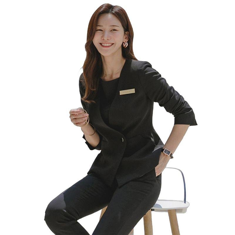 오피스유니폼 비교 분석: 2025 최고의 선택은? 1 featured image 20251031 081225